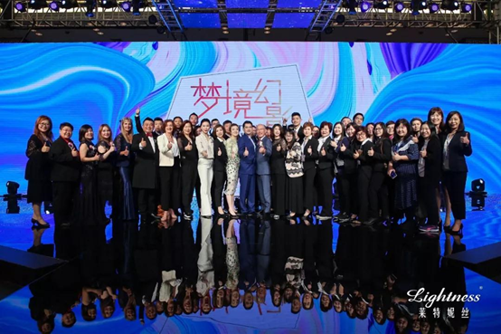 1533200702393280.png image.png