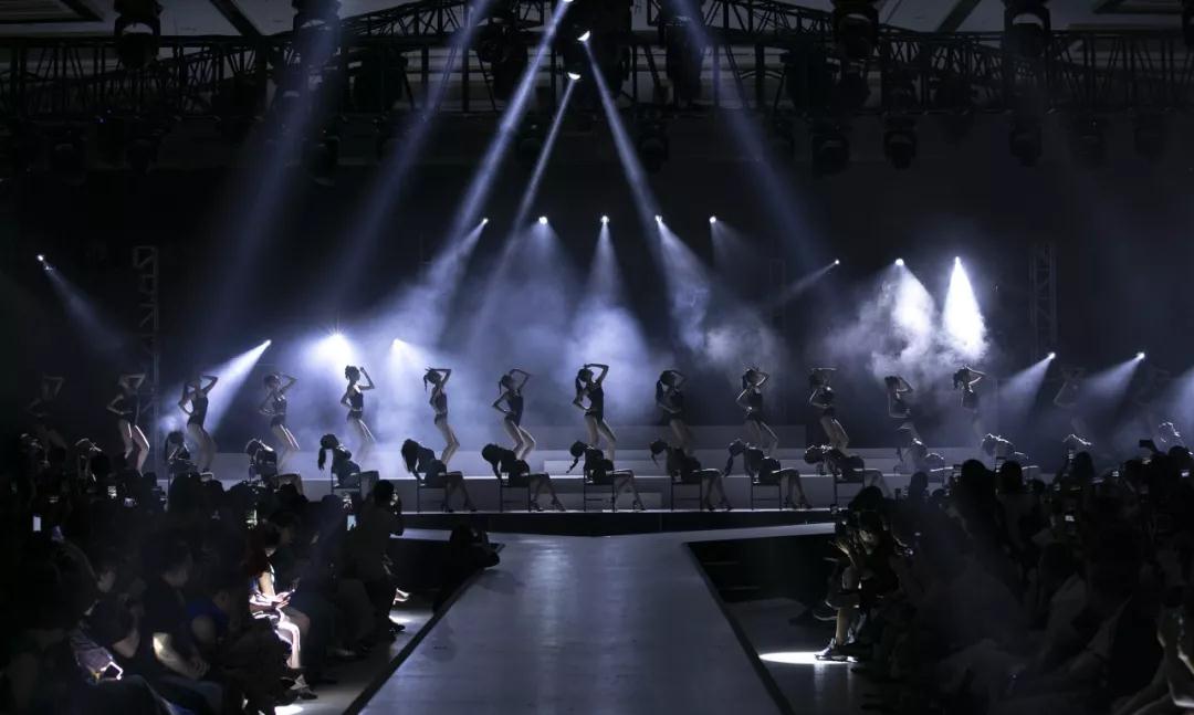 1536637105659375.jpg 021.jpg